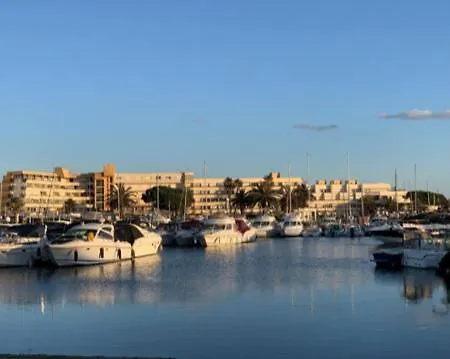 Naturistecapdagde Port Nature Blue Sun *